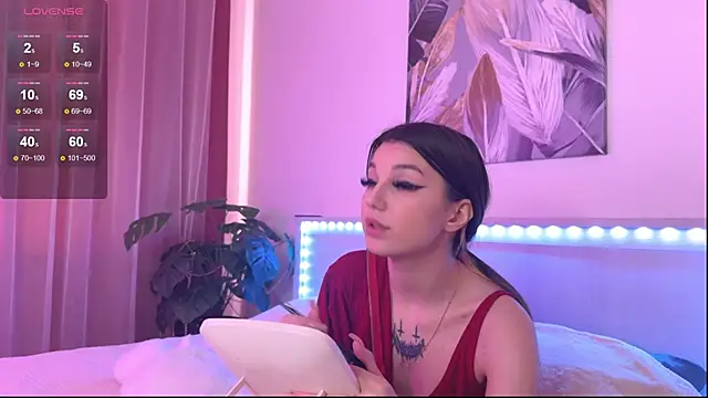 Snapshot of Veronica_leal chatting on October 21, 2025, 8:36 am Veronica leal online show from October 21, 2025, 8:36 am