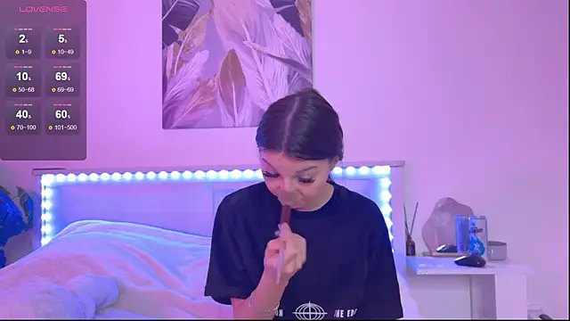 Snapshot of Veronica_leal chatting on October 28, 2025, 9:52 am Veronica leal online show from October 28, 2025, 9:52 am