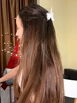 Polli Kiss online show from November 26, 2025, 7:14 pm