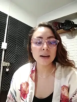 Snapshot of rossmexicana_x chatting on November 7, 2025, 11:19 pm rossmexicana x online show from November 7, 2025, 11:19 pm