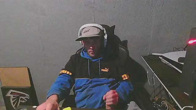 Superoz77 online show from December 24, 2024, 2:32 am