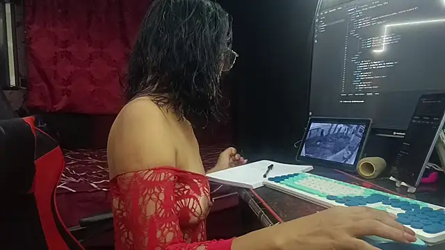 Snapshot of AdelinaMiran90 chatting on November 13, 2025, 3:32 am AdelinaMiran90 online show from November 13, 2025, 3:32 am