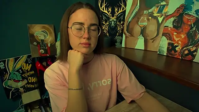 luxie milady online show from March 4, 2026, 1:41 pm