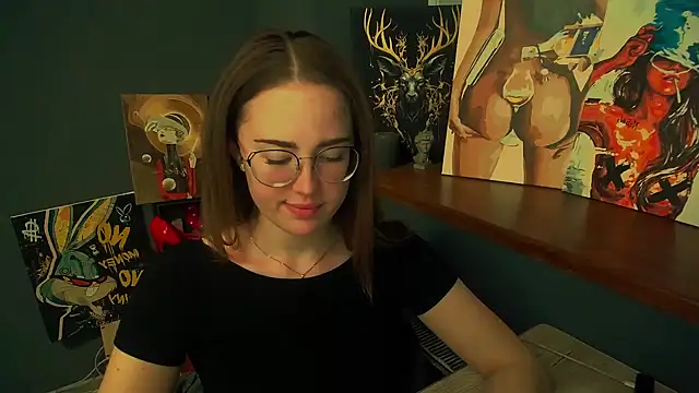 luxie milady online show from April 6, 2026, 12:50 pm