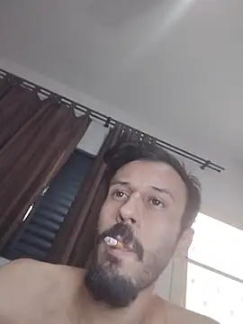 Snapshot of LopeseLua chatting on November 10, 2025, 3:17 pm LopeseLua online show from November 10, 2025, 3:17 pm