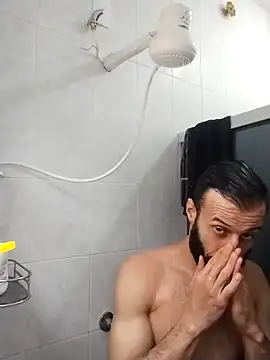 Snapshot of LopeseLua chatting on October 22, 2025, 6:18 pm LopeseLua online show from October 22, 2025, 6:18 pm