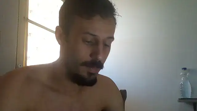 Snapshot of LopeseLua chatting on November 5, 2025, 3:15 pm LopeseLua online show from November 5, 2025, 3:15 pm