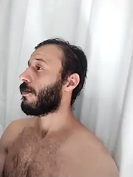 Snapshot of LopeseLua chatting on September 15, 2025, 3:23 pm LopeseLua online show from September 15, 2025, 3:23 pm