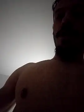 Snapshot of LopeseLua chatting on November 7, 2025, 4:00 pm LopeseLua online show from November 7, 2025, 4:00 pm