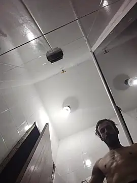 LopeseLua online show from January 16, 2026, 10:14 pm