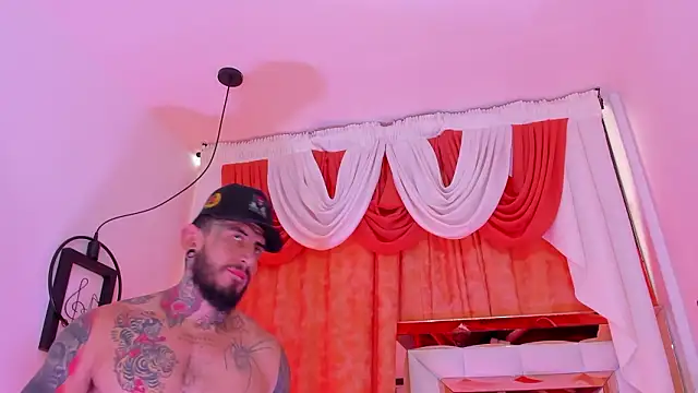 dilan scootk  online show from March 4, 2026, 6:48 pm