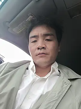 kisstoyousoon2024 online show from January 14, 2026, 5:55 am