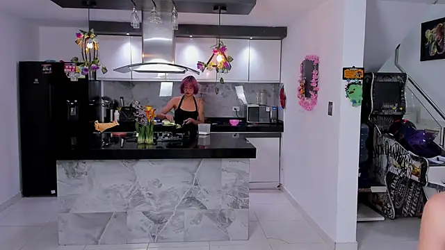 vicky wendy hot sexx online show from July 1, 2026, 4:13 am