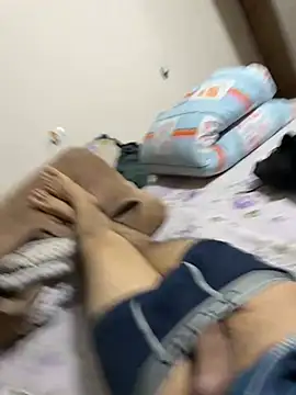 Snapshot of thecockybouy chatting on January 15, 2026, 4:05 am thecockybouy online show from January 15, 2026, 4:05 am