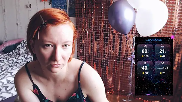 Snapshot of licentia__poetica chatting on February 22, 2025, 10:40 am licentia poetica online show from February 22, 2025, 10:40 am