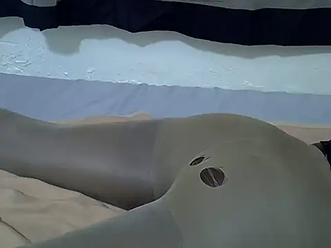 Snapshot of tasty_piee chatting on September 14, 2025, 2:45 am tasty piee online show from September 14, 2025, 2:45 am