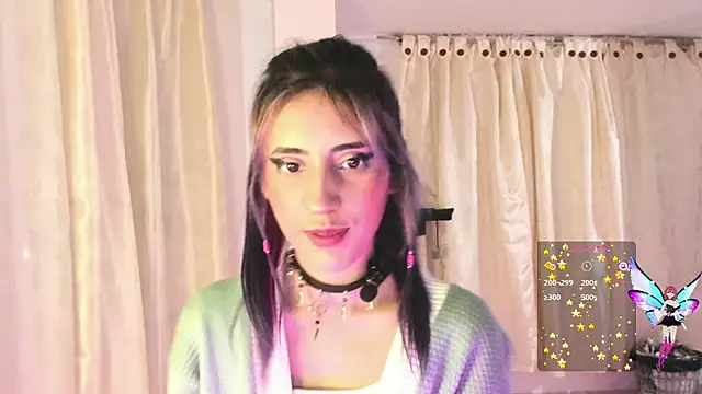 Snapshot of linnie_ chatting on December 11, 2024, 3:02 am linnie online show from December 11, 2024, 3:02 am