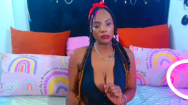 SAVAGExBOO online show from October 24, 2025, 11:48 pm