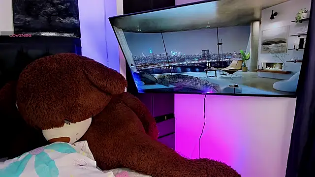 Snapshot of Maryonthemoon chatting on November 18, 2025, 5:11 am Maryonthemoon online show from November 18, 2025, 5:11 am