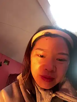 Hellen 111 online show from December 23, 2024, 6:11 am