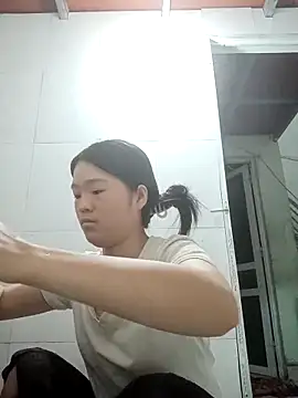 ltysl online show from April 21, 2026, 1:29 am