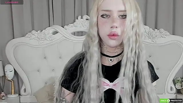 Snapshot of Joy_Barker chatting on November 8, 2025, 3:10 am Joy Barker online show from November 8, 2025, 3:10 am