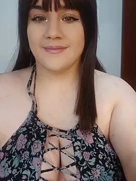 ItsNaiixa online show from July 25, 2026, 10:27 pm