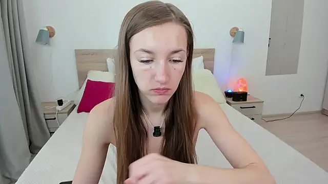 KateRedgar online show from March 27, 2026, 10:49 am