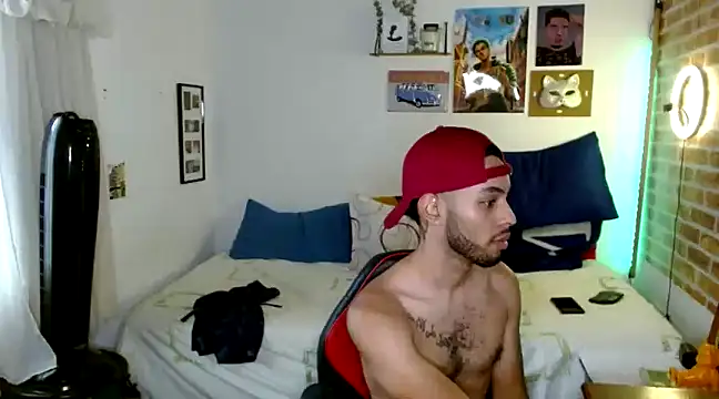 Snapshot of colinbrown chatting on February 11, 2025, 8:20 pm colinbrown online show from February 11, 2025, 8:20 pm