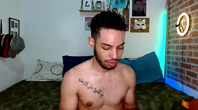 Snapshot of colinbrown chatting on March 12, 2025, 12:36 pm colinbrown online show from March 12, 2025, 12:36 pm