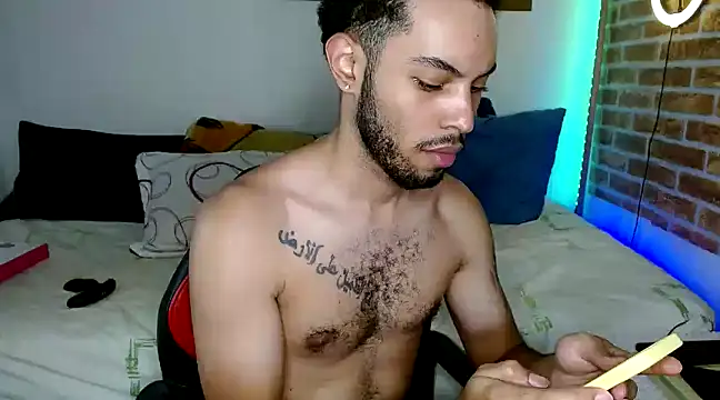 Snapshot of colinbrown chatting on February 20, 2025, 6:57 pm colinbrown online show from February 20, 2025, 6:57 pm