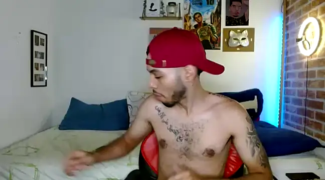 Snapshot of colinbrown chatting on February 11, 2025, 5:18 pm colinbrown online show from February 11, 2025, 5:18 pm