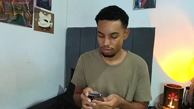Snapshot of colinbrown chatting on October 3, 2025, 10:50 am colinbrown online show from October 3, 2025, 10:50 am