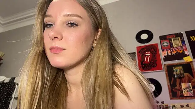 Snapshot of AliciaParkerf chatting on September 11, 2025, 10:21 pm AliciaParkerf online show from September 11, 2025, 10:21 pm