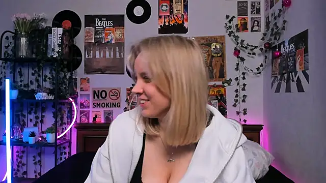 Snapshot of AliciaParkerf chatting on March 5, 2025, 2:36 am AliciaParkerf online show from March 5, 2025, 2:36 am