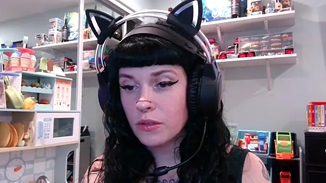 Marcelinegoddess online show from February 28, 2025, 4:21 am