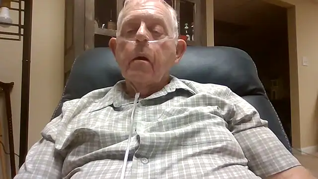 bootlegmanz online show from October 8, 2025, 4:51 pm