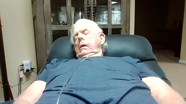 bootlegmanz online show from April 14, 2026, 12:15 am