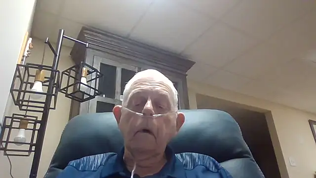 bootlegmanz online show from September 25, 2025, 2:01 pm