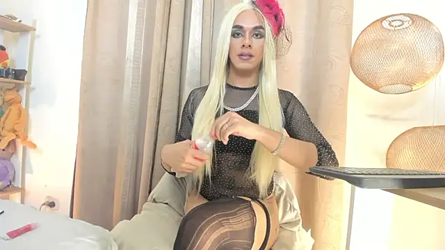 Snapshot of BarbieVenus chatting on February 1, 2026, 6:39 pm BarbieVenus online show from February 1, 2026, 6:39 pm