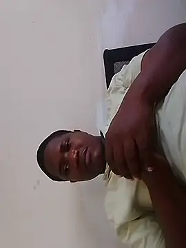 Snapshot of Algenis1232 chatting on November 30, 2025, 5:47 pm Algenis1232 online show from November 30, 2025, 5:47 pm