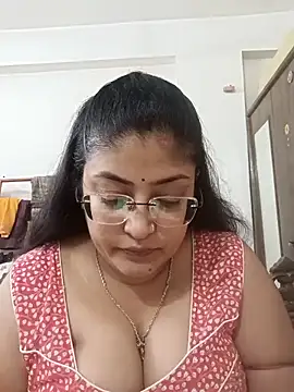 LAVERNIYA  online show from October 29, 2025, 6:34 am