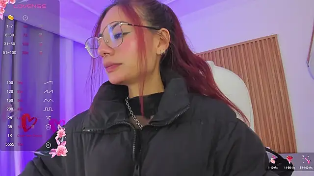 sophiecherry  online show from March 4, 2025, 5:21 am