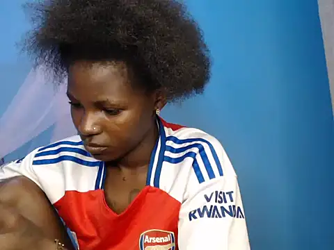 TrishaKalid online show from September 11, 2025, 9:53 am