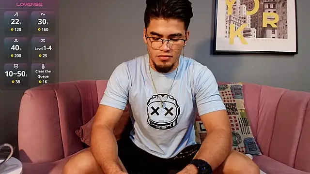 Snapshot of dante_fox_ chatting on February 15, 2025, 12:26 am dante fox online show from February 15, 2025, 12:26 am