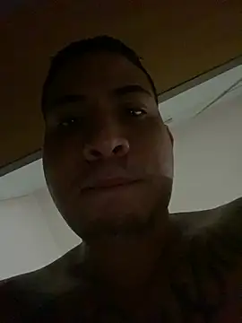 Juanes432 online show from February 13, 2026, 4:45 am