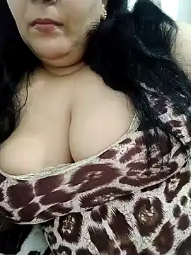 DALO3A85 online show from October 8, 2025, 9:26 pm