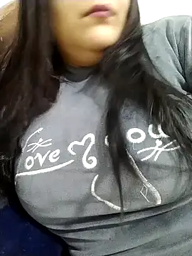 Snapshot of DALO3A85 chatting on January 31, 2026, 10:19 pm DALO3A85 online show from January 31, 2026, 10:19 pm