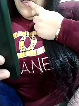 Snapshot of DALO3A85 chatting on January 18, 2026, 11:19 pm DALO3A85 online show from January 18, 2026, 11:19 pm