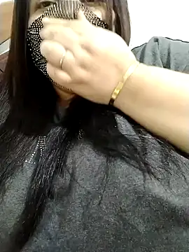 Snapshot of DALO3A85 chatting on February 1, 2026, 10:41 pm DALO3A85 online show from February 1, 2026, 10:41 pm